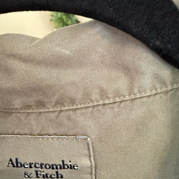 Abercrombie & Fitch Army Green romper versatile sleeves size Large - Picture 4 of 5